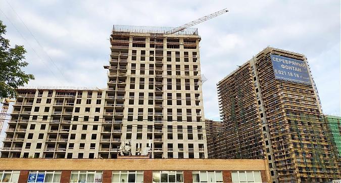 ЖК Серебряный фонтан, корпуса 2 и 1, вид с 3-ей Мытищинской ул., фото 4 Квартирный контроль