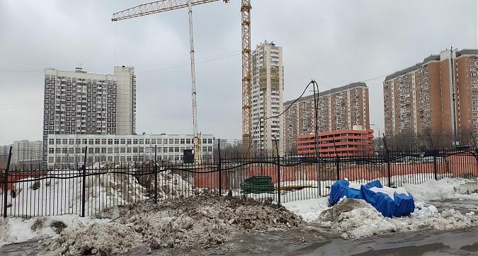 ЖК Тополя, вид с ул. Верхние Поля, фото 1 Квартирный контроль