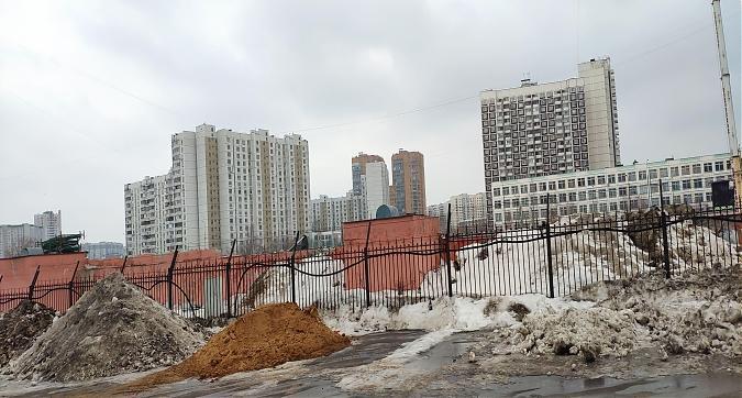 ЖК Тополя, вид с ул. Верхние Поля, фото 2 Квартирный контроль
