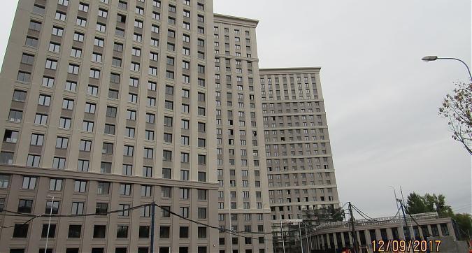 ЖК Родной город. Октябрьское поле - вид со стороны улицы Берзарина, фото 2 Квартирный контроль