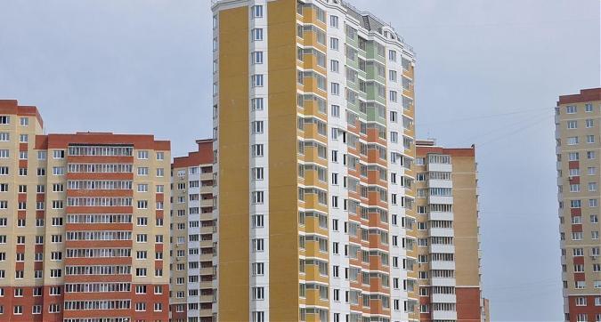 ЖК Центр 2, дом № 8, вид с проспекта Героев Квартирный контроль