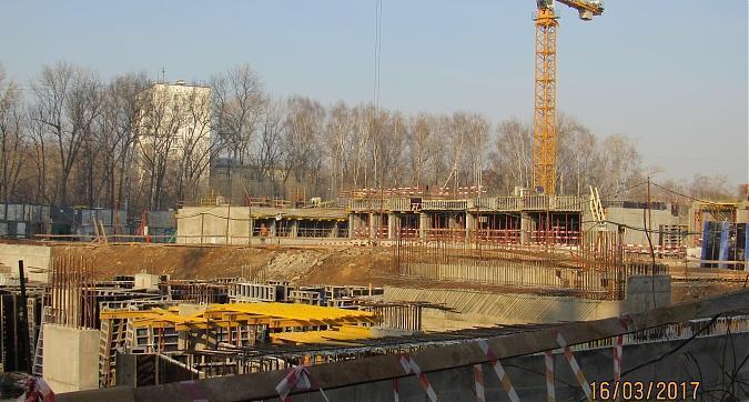 ЖК Летний сад - вид с Яхромского проезда на корпуса 2Г и 2В  Квартирный контроль