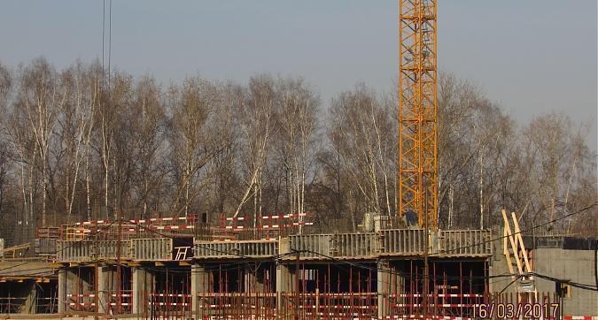 ЖК Летний сад - вид с Яхромского проезда на корпуса 2Г и 2В  Квартирный контроль