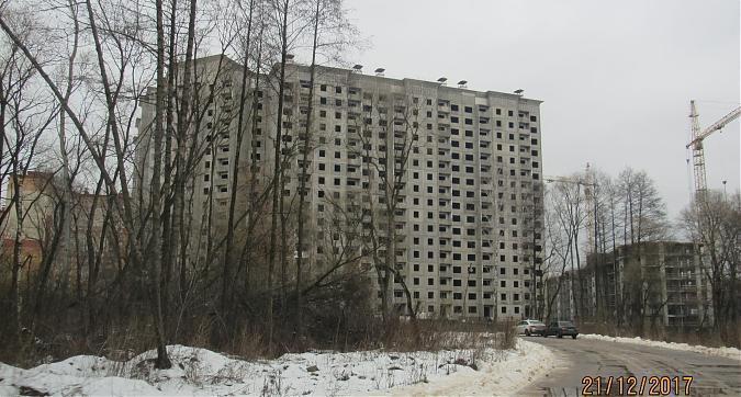 ЖК Новые Островцы, 14-й корпус, вид с северной стороны, фото 1 Квартирный контроль