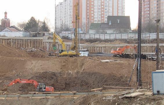 ЖК Изумрудные Холмы, подготовительные работы к строительству корпусов 18, 19, 20, вид с Бульвара Космонавтов, фото - 3 Квартирный контроль