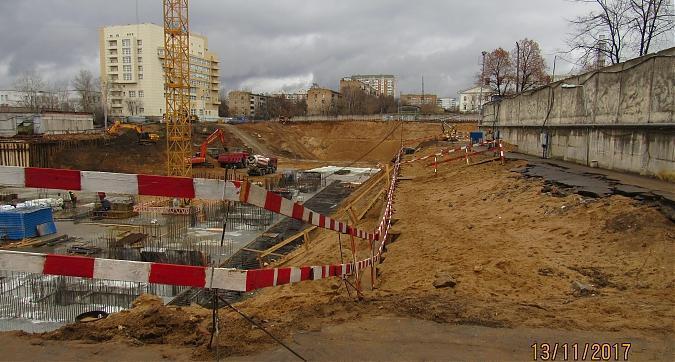 ЖК Серебряный парк (Паршина, 10) - монолитные работы, вид с улицы Паршина, фото 4 Квартирный контроль
