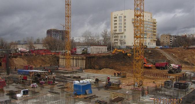 ЖК Серебряный парк (Паршина, 10) - монолитные работы, вид с улицы Паршина, фото 2 Квартирный контроль