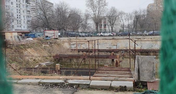 ЖК на Менжинского, вид с ул. Менжинского, фото 1 Квартирный контроль