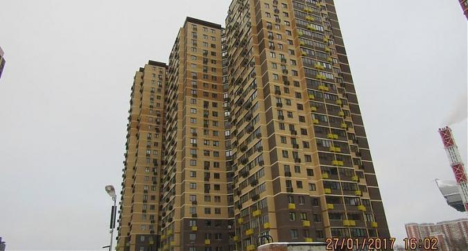ЖК Молодёжный - вид на комплекс со стороны Молодёжной улицы Квартирный контроль