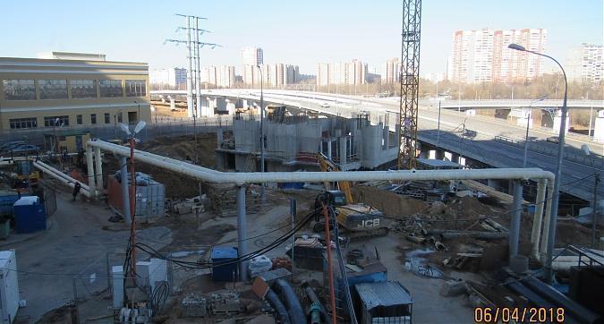 ЖК Мосфильмовский, 14-й корпус - монолитные работы, вид с Мосфильмовской улицы, фото 1 Квартирный контроль