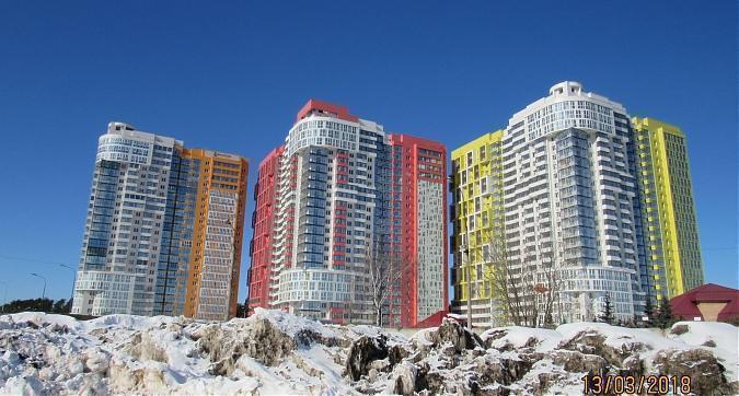 ЖК Крылатский, корпуса 3, 2 и 1 - вид с Рублевского шоссе Квартирный контроль