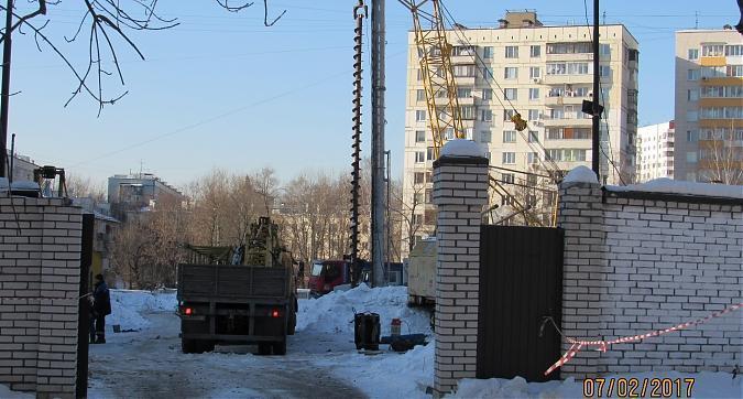 Вид с улицы Багрицкого на жилой комплекс Свой Квартирный контроль