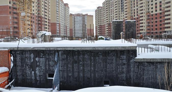 ЖК Центр плюс, 211-й корпус, вид с улицы Пионерская, фото 3 Квартирный контроль