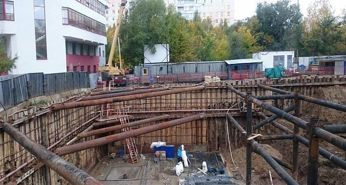 ЖК Дом на Абрамцевской, работы по обустройству котлована - вид с Абрамцевской улицы, фото 4 Квартирный контроль