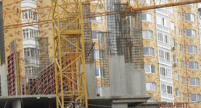 ЖК Центральный - вид на строящийся корпус 52 с западной стороны Квартирный контроль