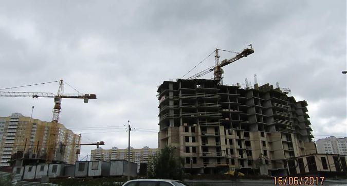 ЖК Центральный - вид на строящийся корпус 52 с западной стороны Квартирный контроль