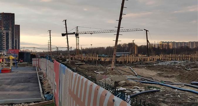 ЖК Мир Митино, вид с ул. Муравская, строительство корпуса 15.1, фото 7 Квартирный контроль