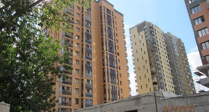 ЖК Родной город. Каховская, 2-й и 1-й корпуса - вид с Внутреннего проезда Квартирный контроль