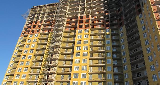 ЖК Изумрудные Холмы, корпус 17, вид с Бульвара Космонавтов, монолитно-фасадные работы, фото - 2 Квартирный контроль