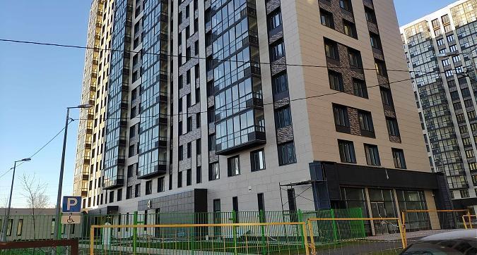 ЖК Две Столицы, корпус 17.2, вид с ул. Германа Титова, фото 11 Квартирный контроль
