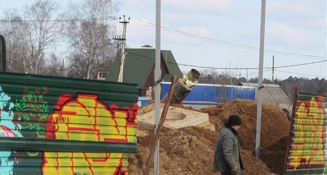 ЖК Театральный Парк - вид на строительную площадку со стороны Полевой улицы Квартирный контроль