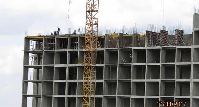 Микрорайон Красногорский - в корпусе 19 проводится монтаж монолита 8-го этажа Квартирный контроль