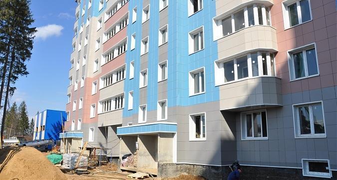 Коммуникации перед 1-м корпусом в ЖК Сходня парк Квартирный контроль