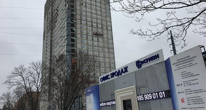Вид с Ленинского проспекта на ЖК The MID Квартирный контроль